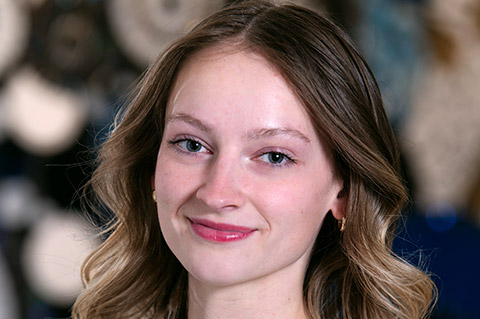 Kelsey Kulak Headshot