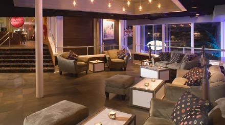 The lobby at Ascend Hotel Collection - The Woodlands Inn